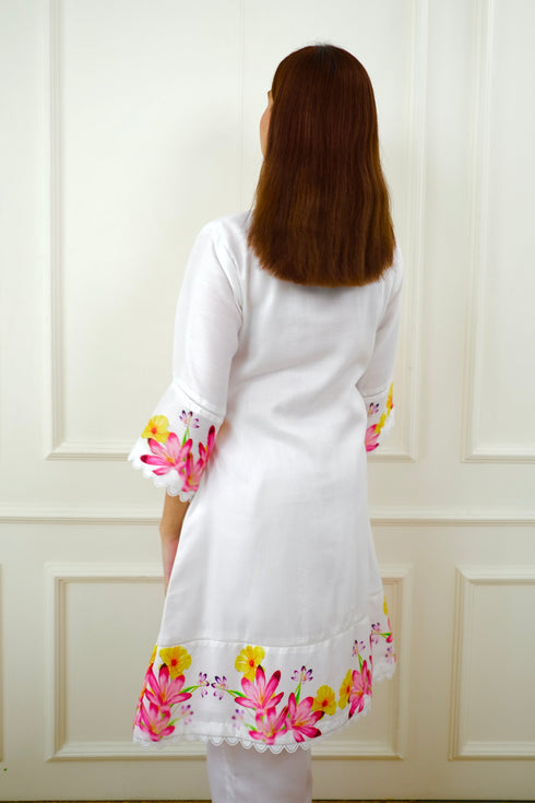 Mahira White Floral Pakistani Kurta Set